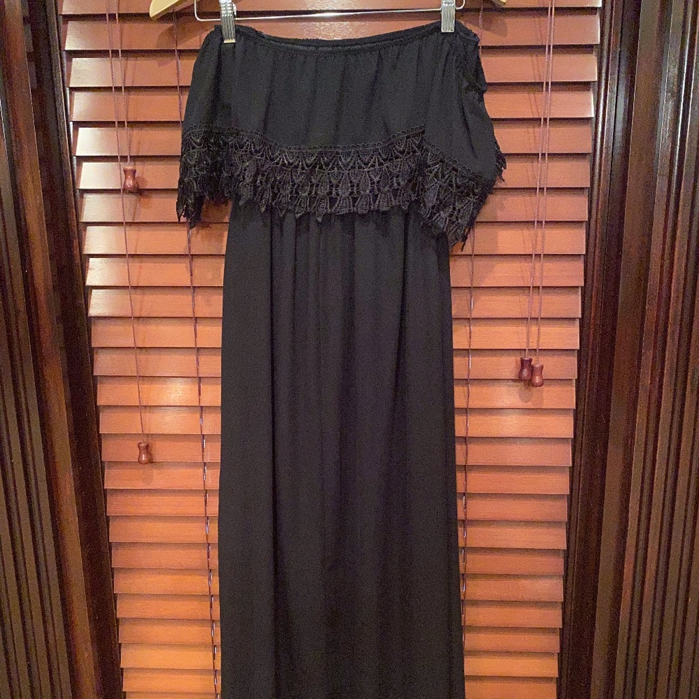 Black Off Shoulder Maxi Dress with Lace trim